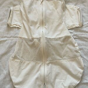 Happiest Baby SNOO Sleep Sack Small Swaddle Sack Cotton Mesh White Cream
